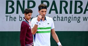 Tennis – Roland-Garros (H) : Rinderknech cinquième Français au deuxième tour, De Minaur et Fritz passent aussi